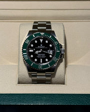 Rolex SUBMARINER 126610 LV