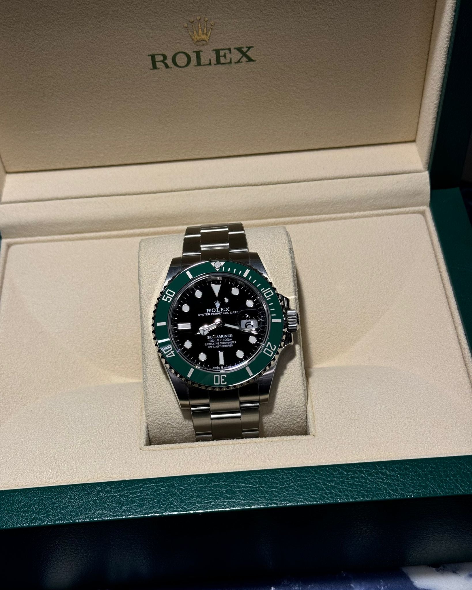 Rolex SUBMARINER 126610 LV