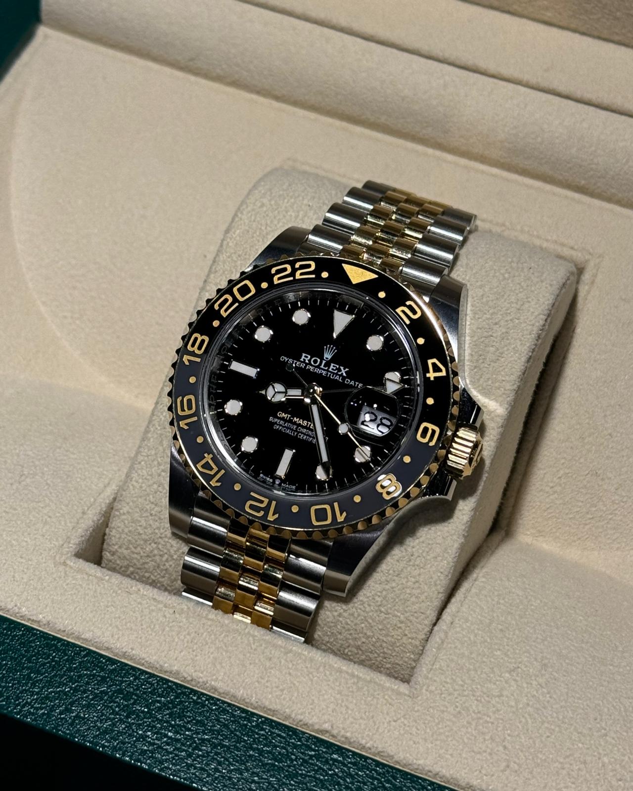 Rolex GMT 126713 GRNR