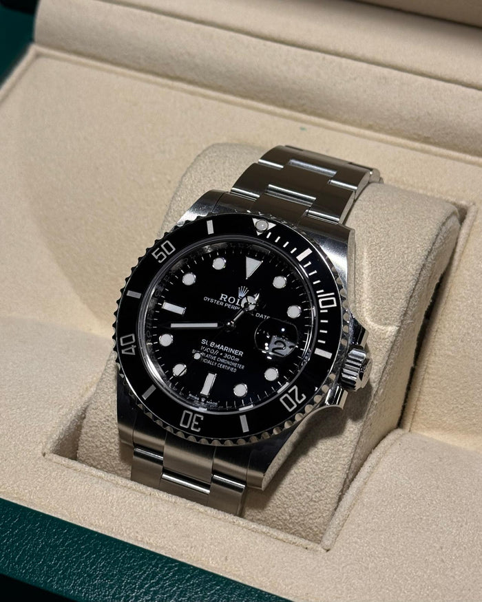 Rolex SUBMARINER 126610 LN