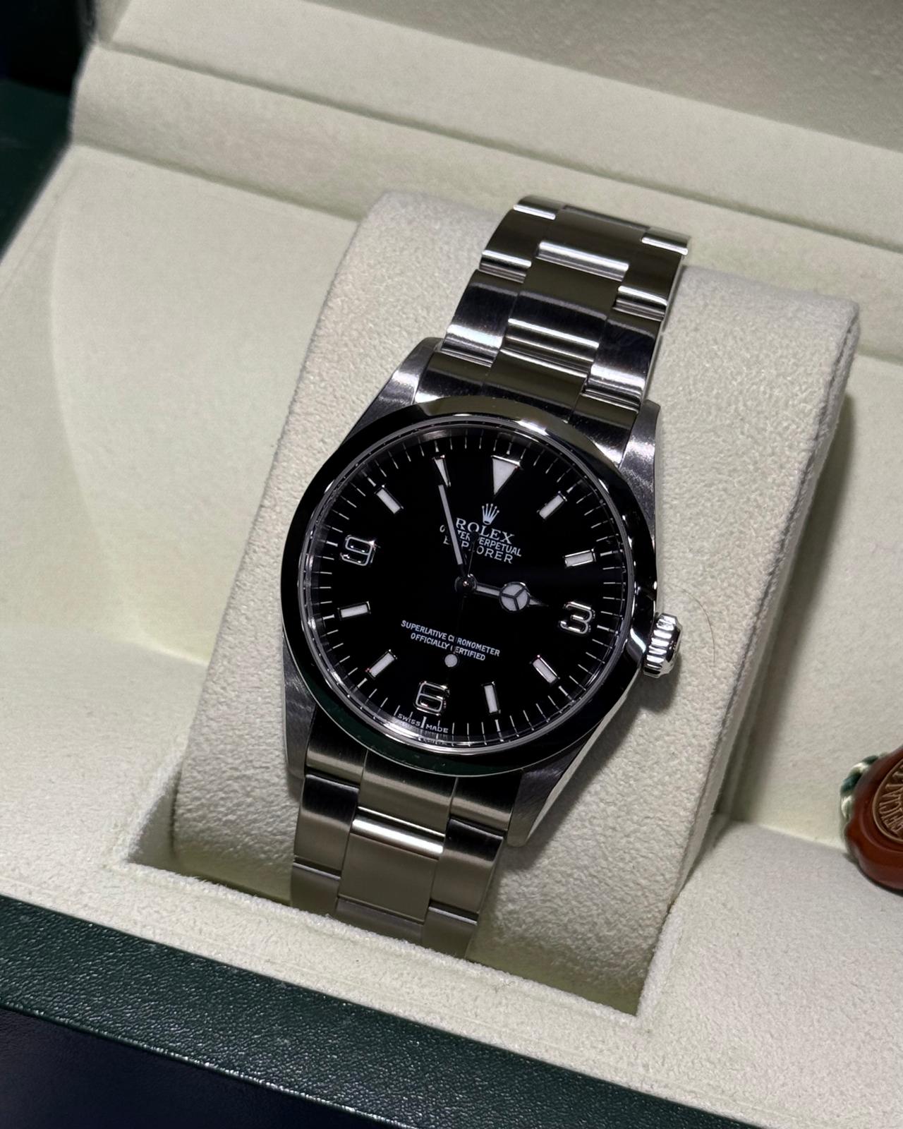 Rolex EXPLORER 114270