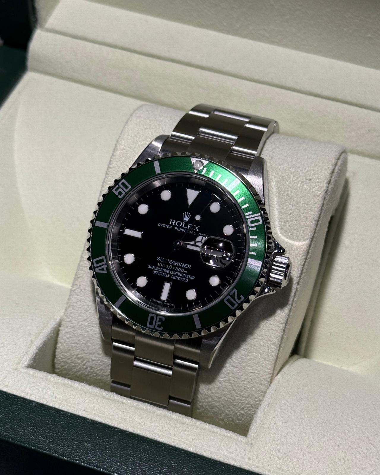 Rolex SUBMARINER 16610LV