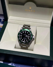 Rolex SUBMARINER 16610LV