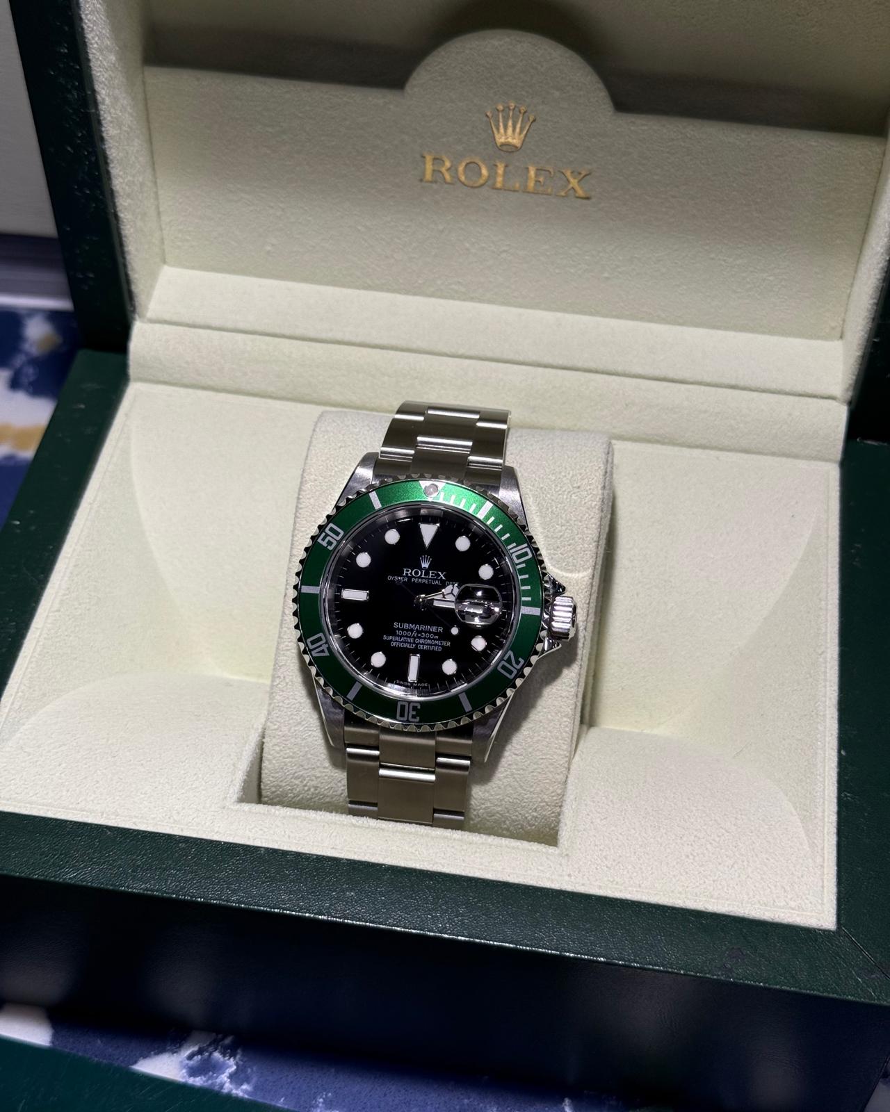 Rolex SUBMARINER 16610LV