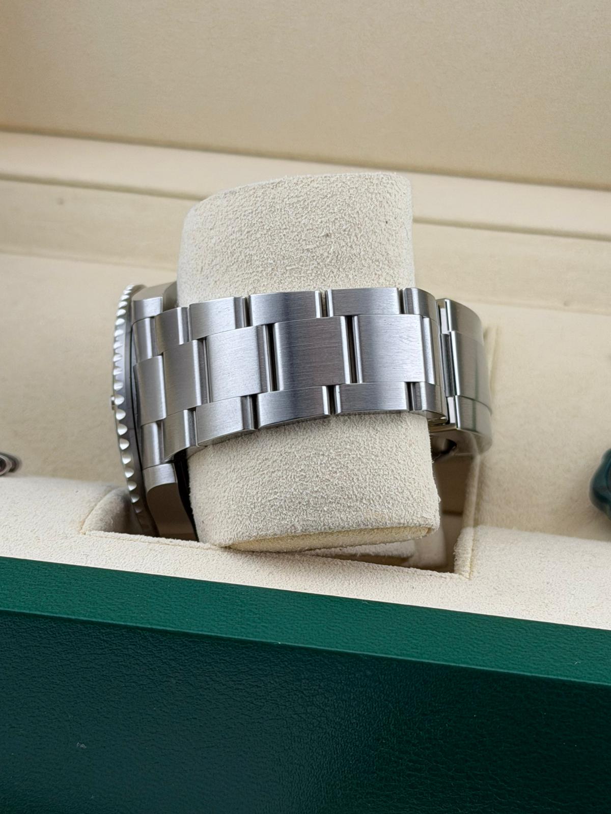 Rolex Oyster Perpetual Subamariner Date 126610LN