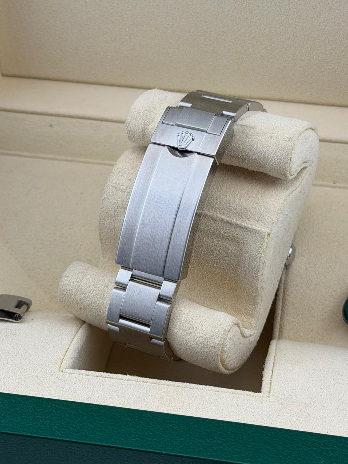Rolex Oyster Perpetual Subamariner Date 126610LN