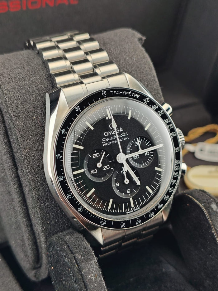 Omega SpeedMaster Moonwatch