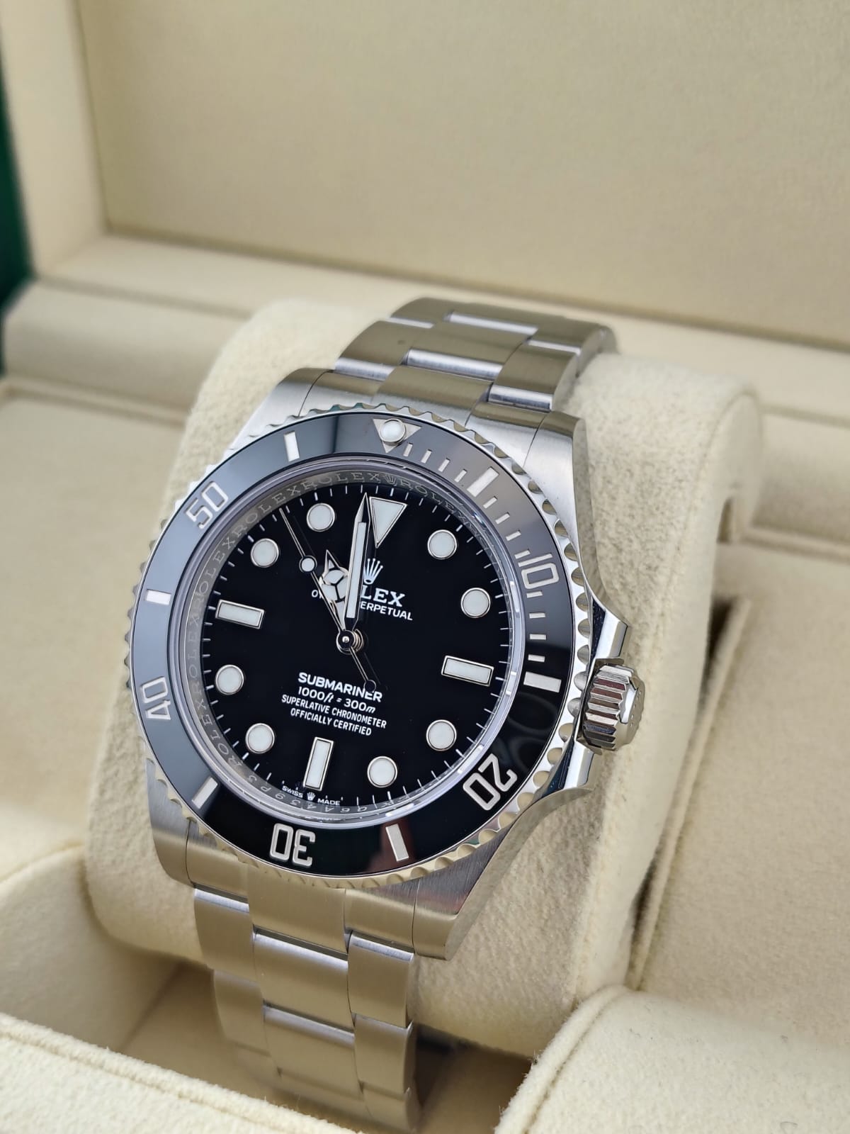 Rolex Submariner No-Date 124060